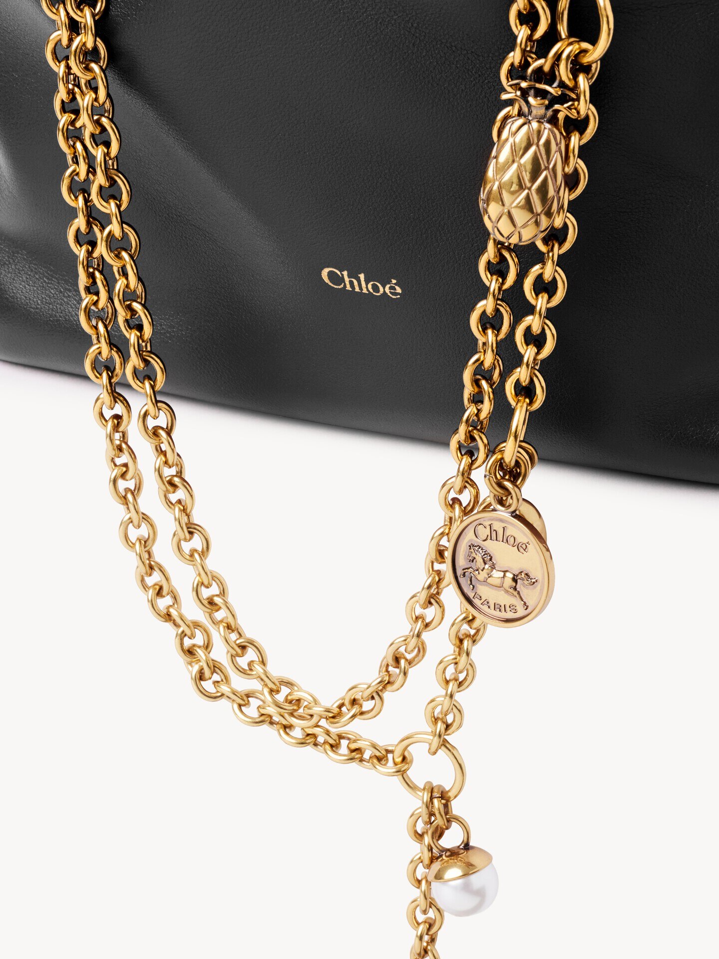 Bolso de hombro peque&ntilde;o Chlo&eacute; Icons con cadena de cuero suave - 7