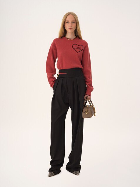 Cropped fitted logo jumper in a wool knit