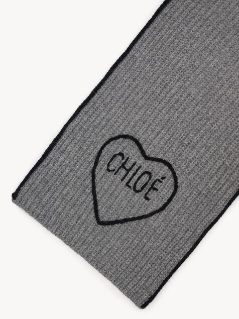 The Chlo&eacute; Encoeur scarf in wool & cashmere