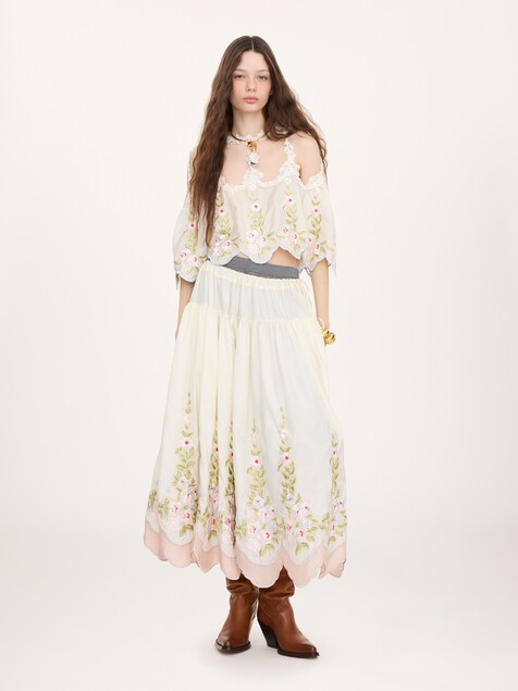Gathered long skirt in technical taffeta