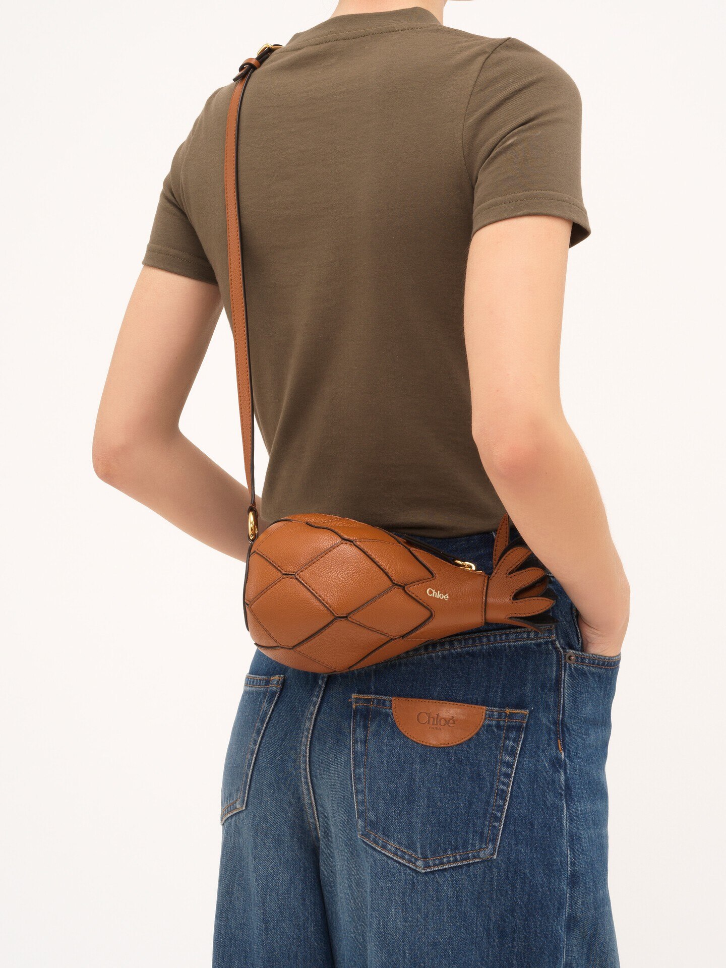Pineapple shoulder bag in grained leather - 7