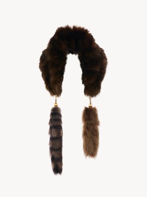 Bufanda Treasure Tails de cuero de borrego