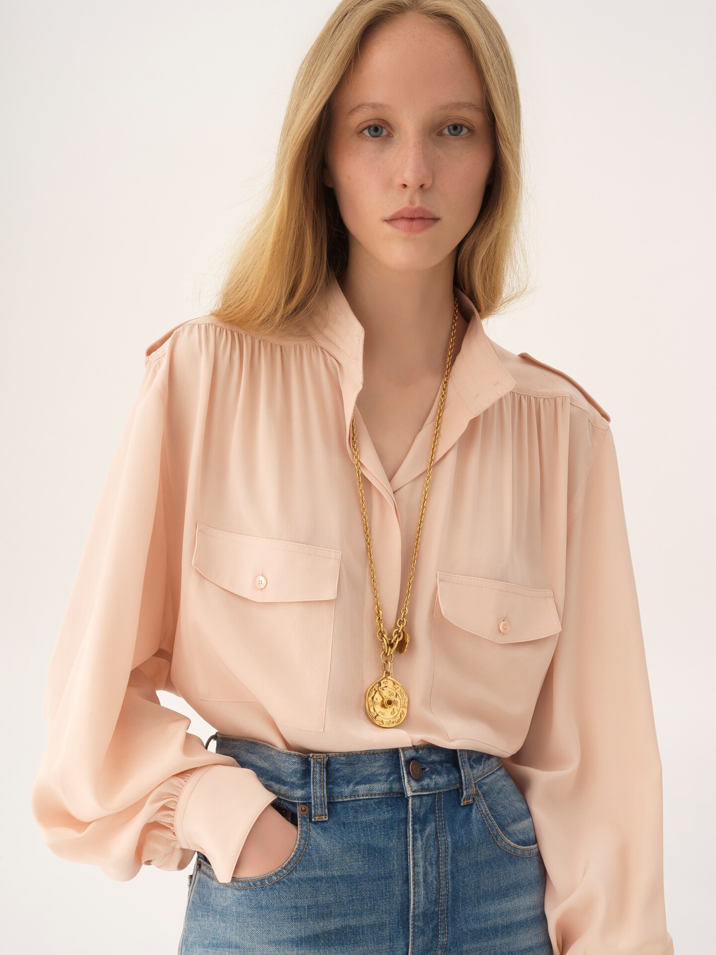 The Chloé Medals pendant necklace - 3
