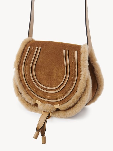 Bolso saddle peque&ntilde;o Marcie de ante y cuero de borrego