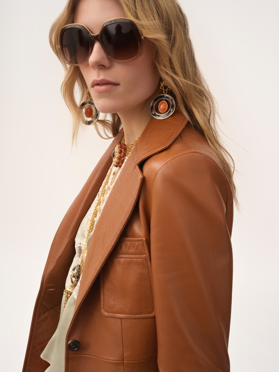Tailored jacket in leather - 6