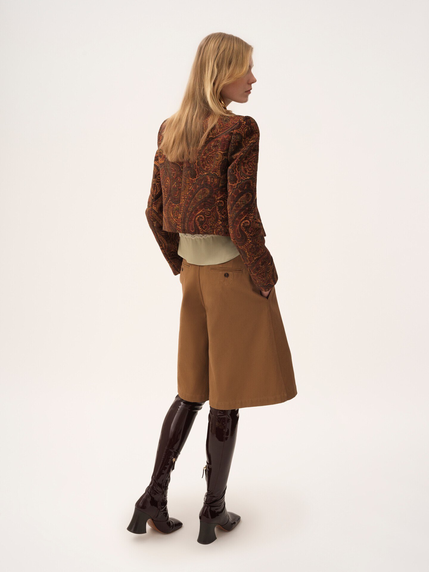 High-rise wide-leg bermuda shorts in cotton - 8