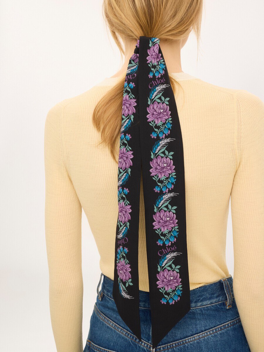 The Chlo&eacute; Folk bandeau scarf in silk cr&ecirc;pe - 5