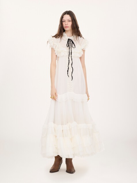 Vestido largo con volantes y lazo delantero de muselina de seda y encaje