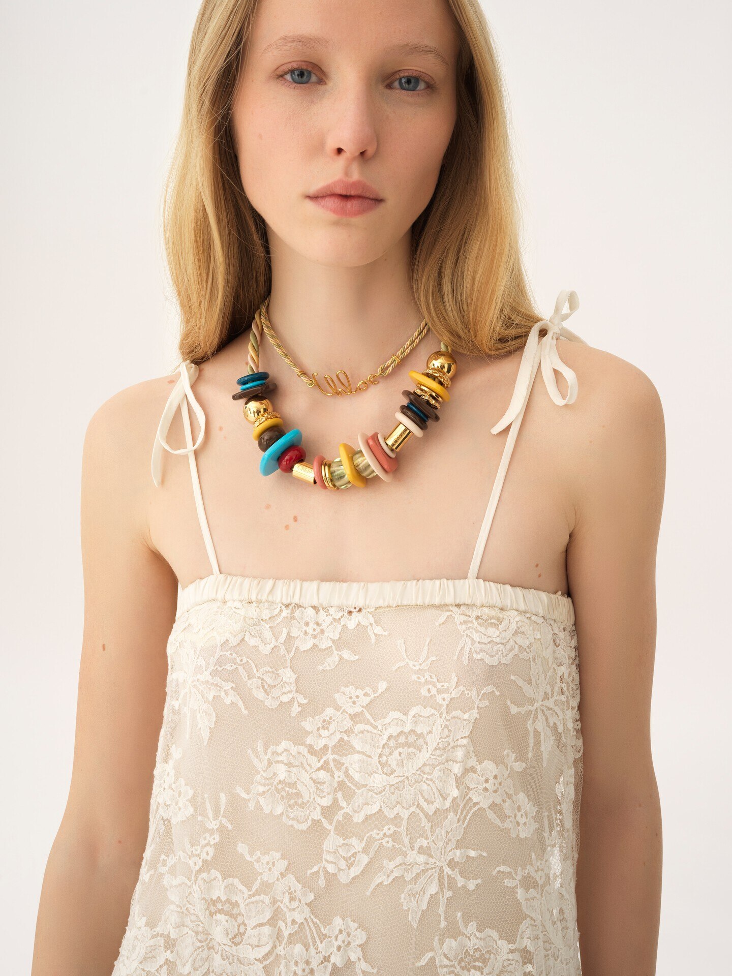 Thin-strap long dress in embroidered lace - 6