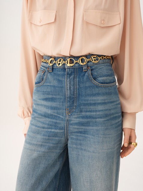 The Chlo&eacute; Script jewelry belt