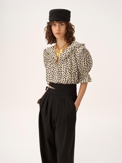 Puff-sleeve ruffle top in cr&ecirc;pe de chine