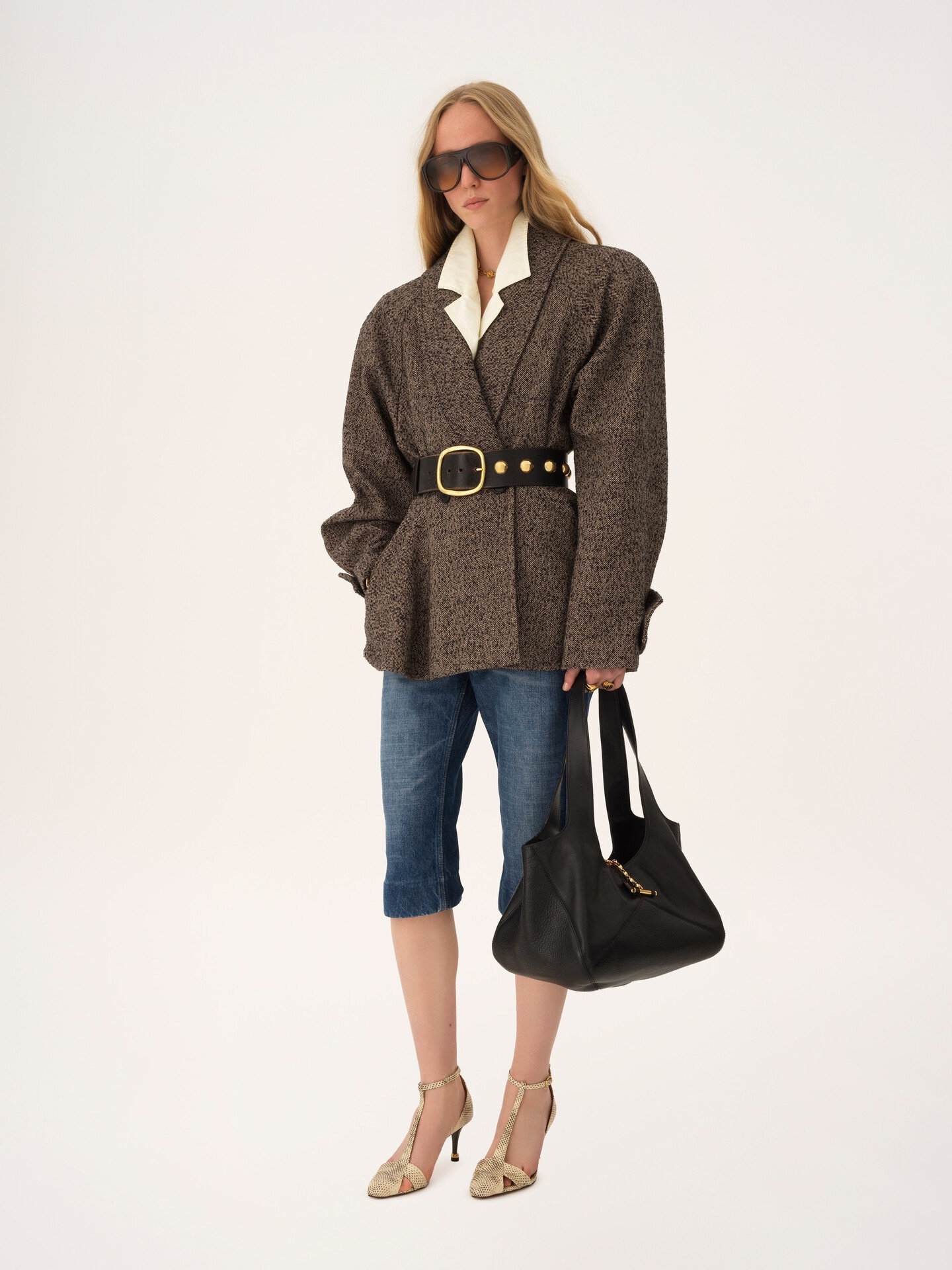 Chloé Balloon east-west tote bag in grained leather - 9