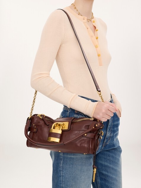 Bolso Paddington peque&ntilde;o con correa de cuero granulado