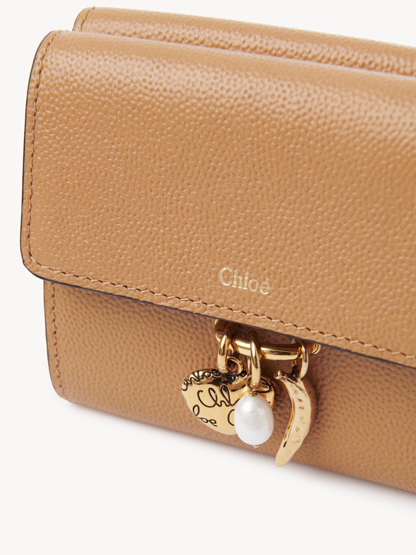 Small Chloé Charms tri-fold wallet in grained leather - 6