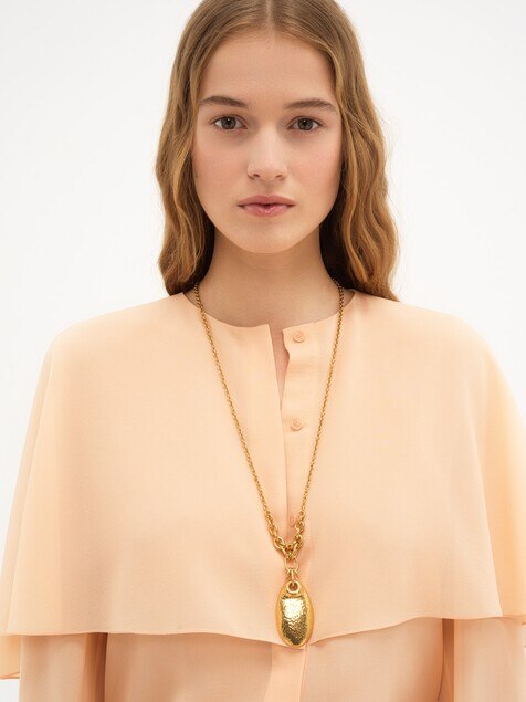 The Chlo&eacute; Petal necklace