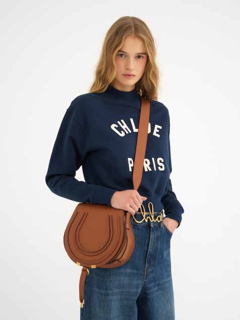 Bolso saddle Marcie de cuero granulado