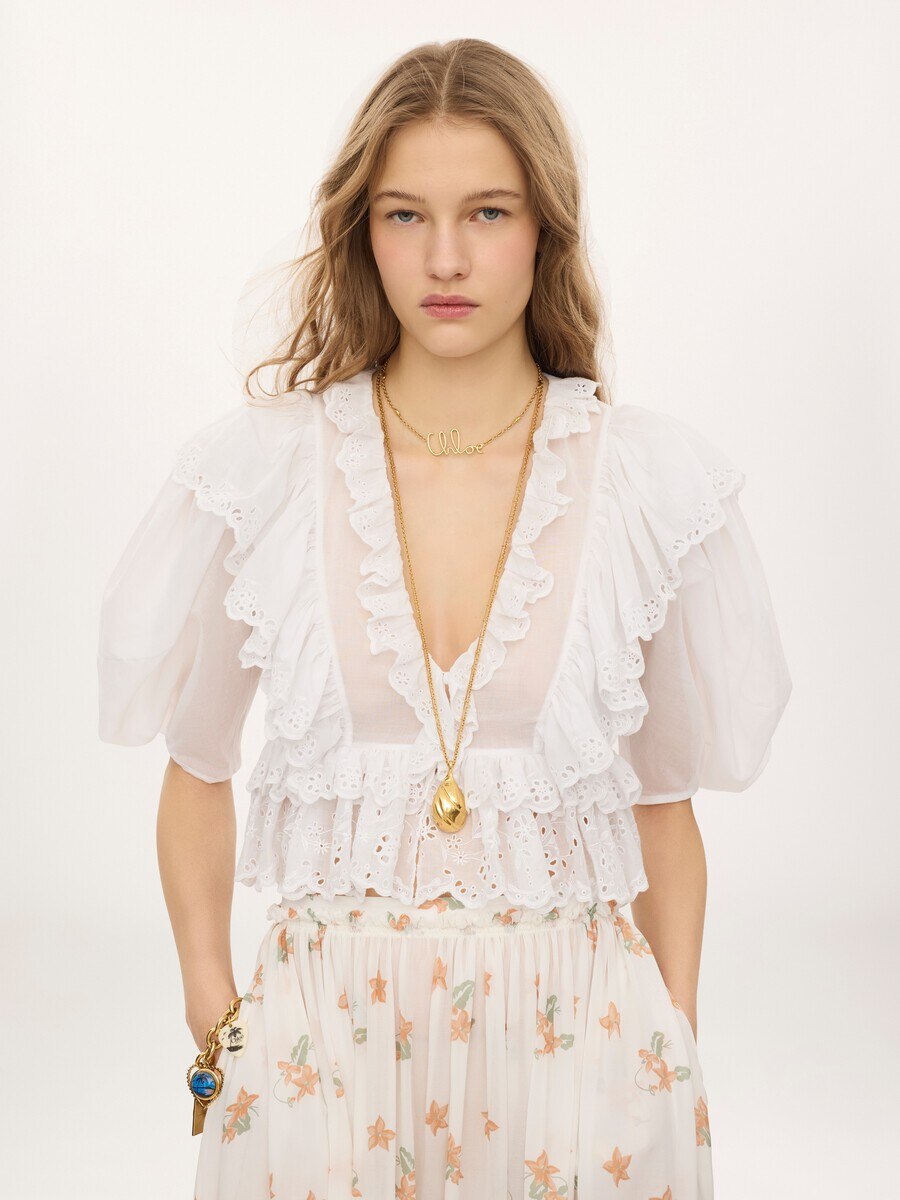 Cropped V-neck ruffle top in cotton voile - 4