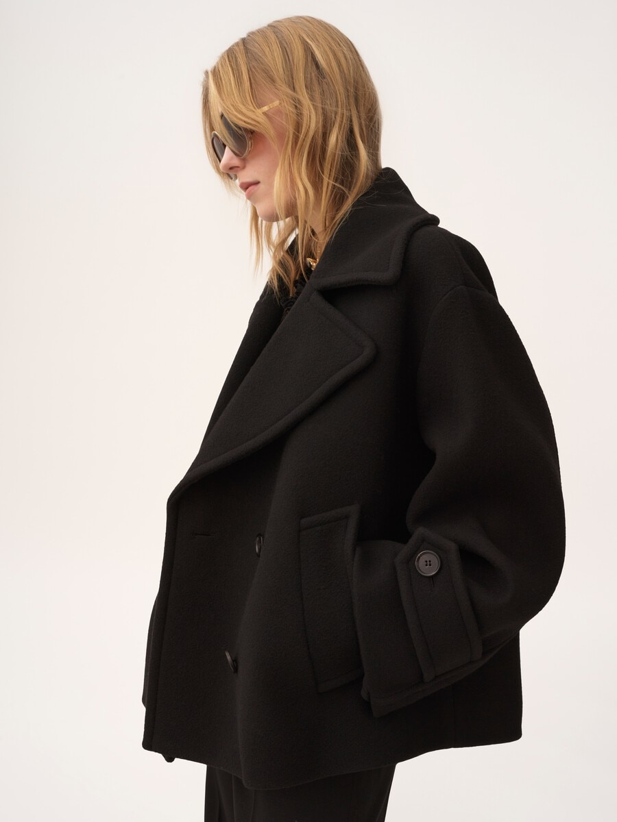 Oversized short coat in wool - 6