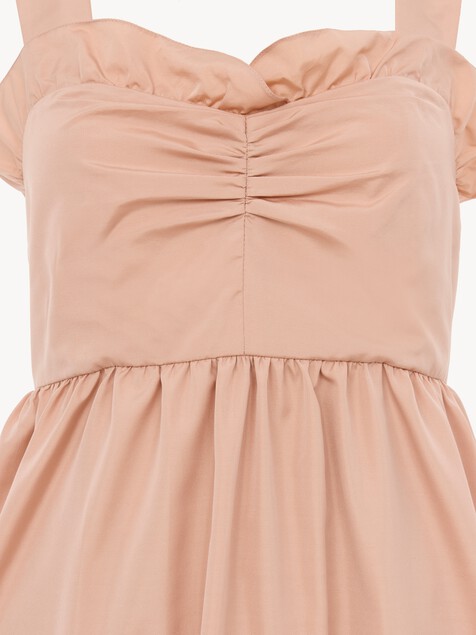 Vestido midi ajustado sin mangas de tafet&aacute;n t&eacute;cnico