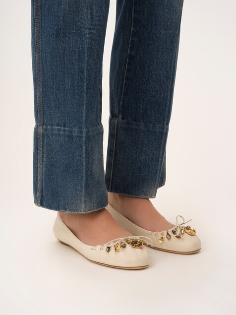 Chlo&eacute; Charms ballerina