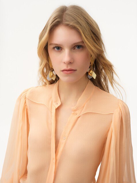 The Chlo&eacute; Shells earrings