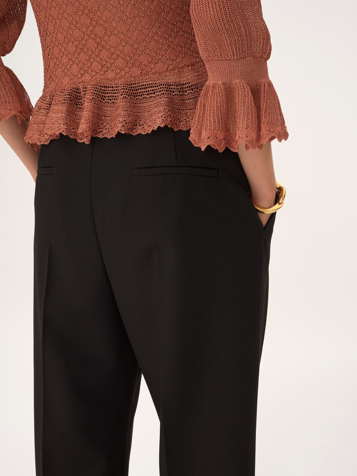 Pantalones de sastre de talle alto de gabardina de lana - 7