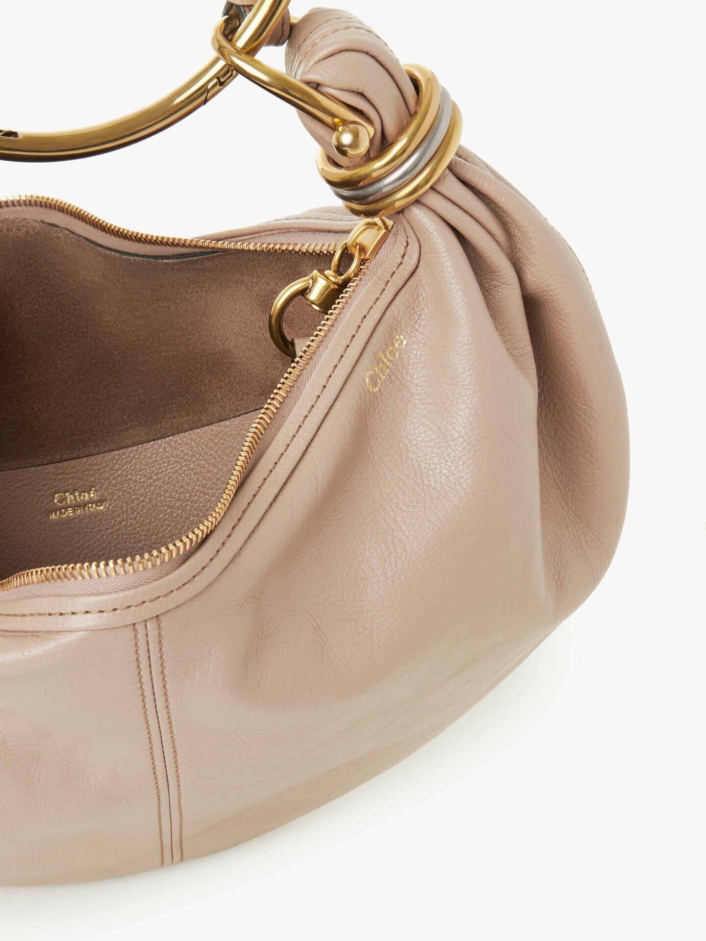 Small Bracelet hobo bag in grained leather - 7