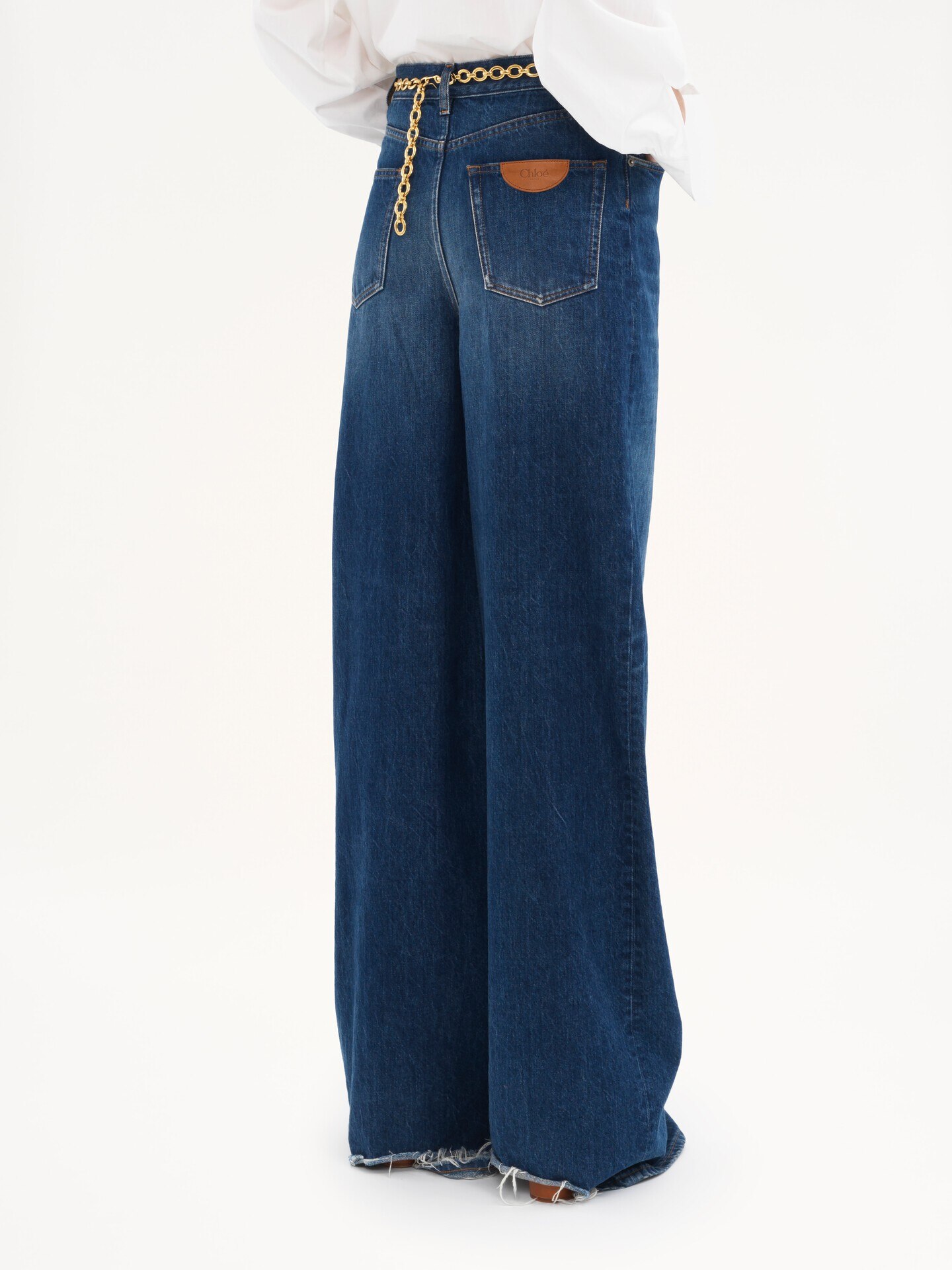 Wide-leg jeans in denim - 8
