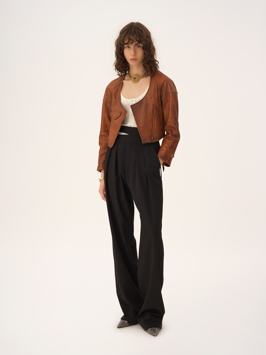 Cropped scoop-neck jacket in leather - 3