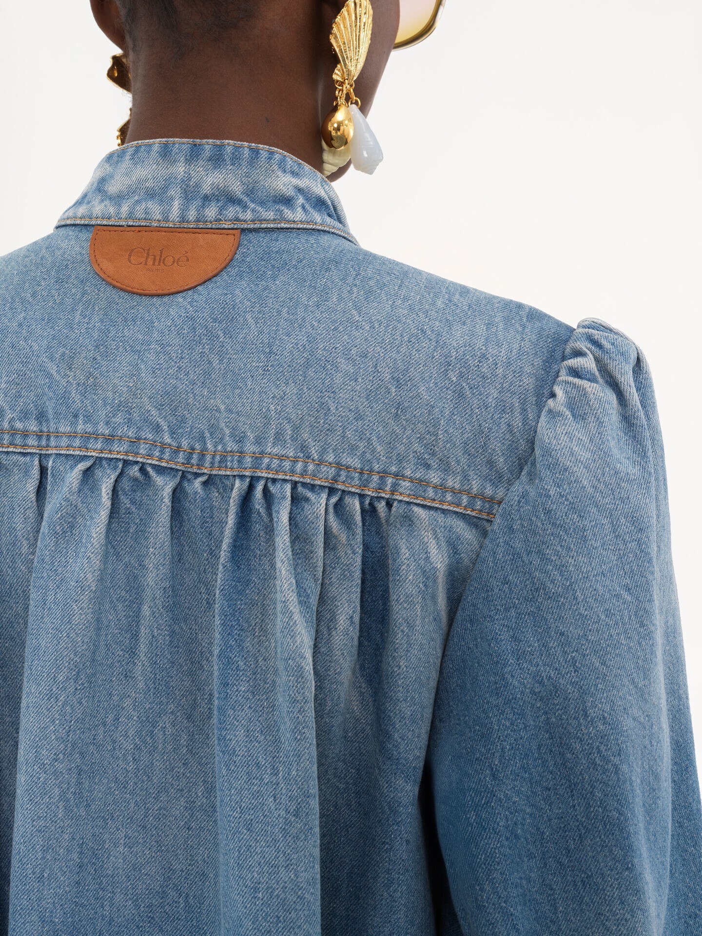 High-neck gathered jacket in denim - 6