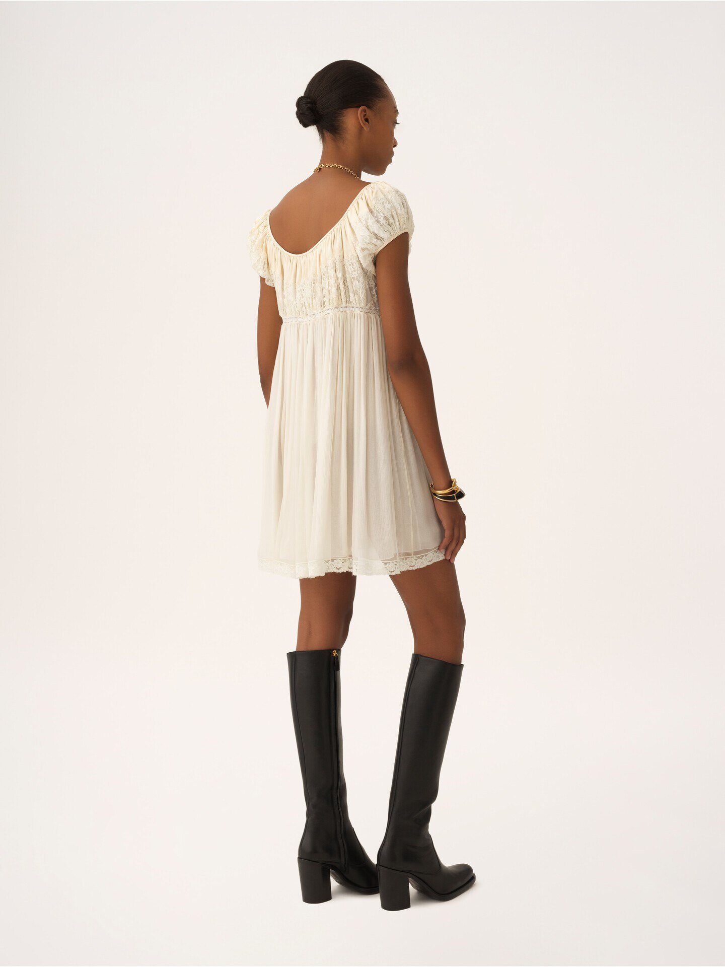 Short-sleeve mini dress in silk mousseline & lace - 5