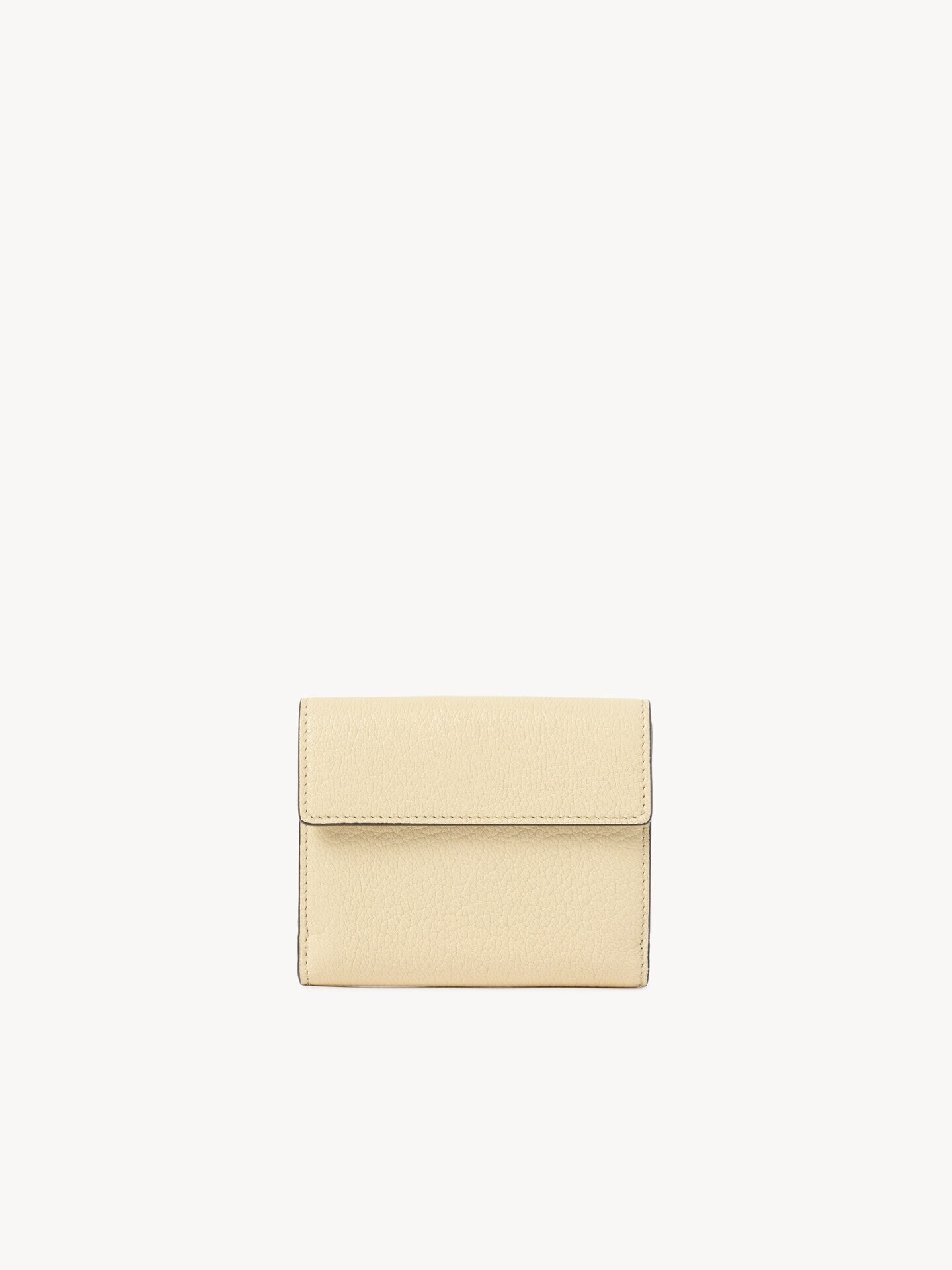 Small Envelope tri-fold wallet in grained leather - 4