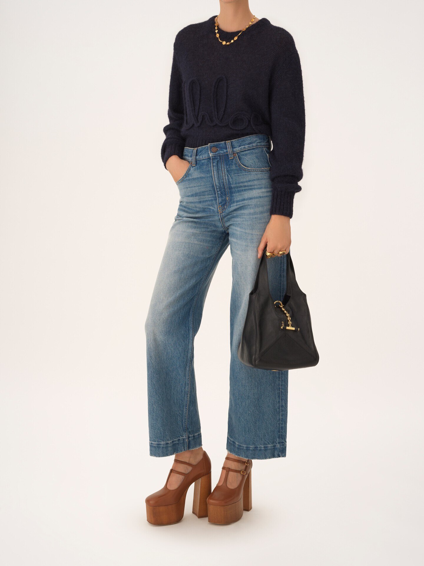 Small Chloé balloon bag in grained leather - 8