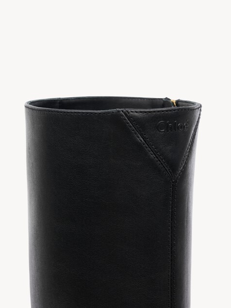 Phoenix heeled boot