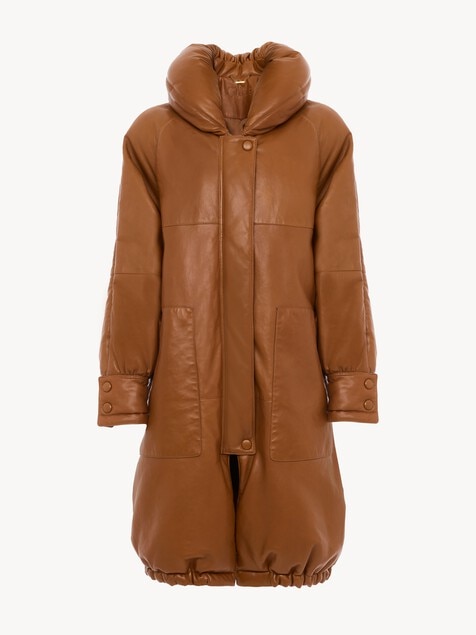 Long puffer coat in leather