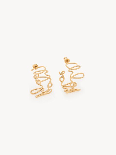 The Chlo&eacute; Iconic hoop earrings