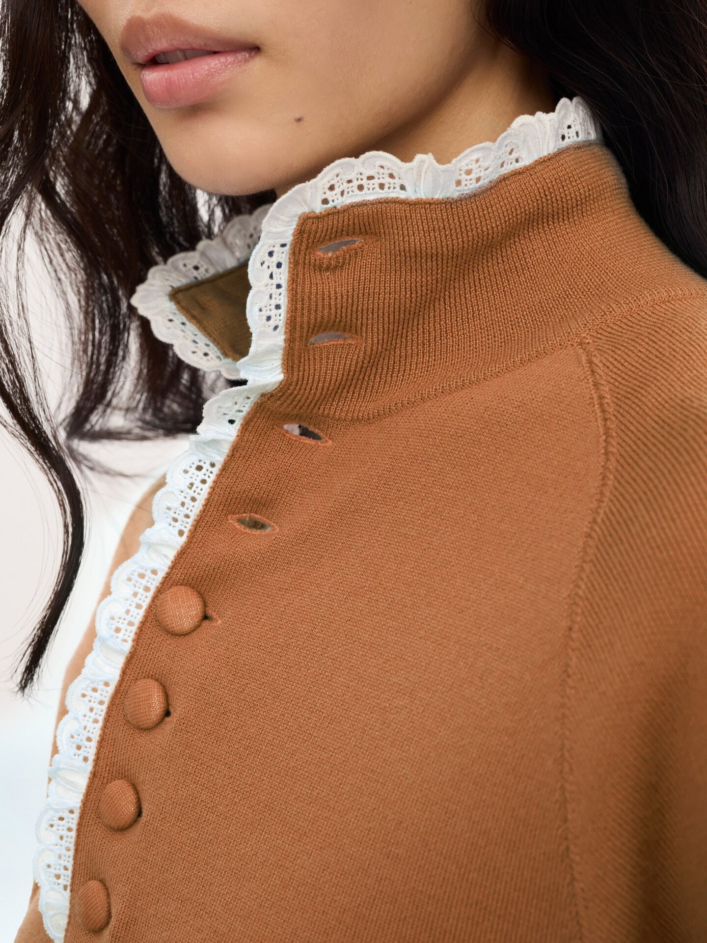 Jersey de cuello alto de punto de lana y encaje - 6