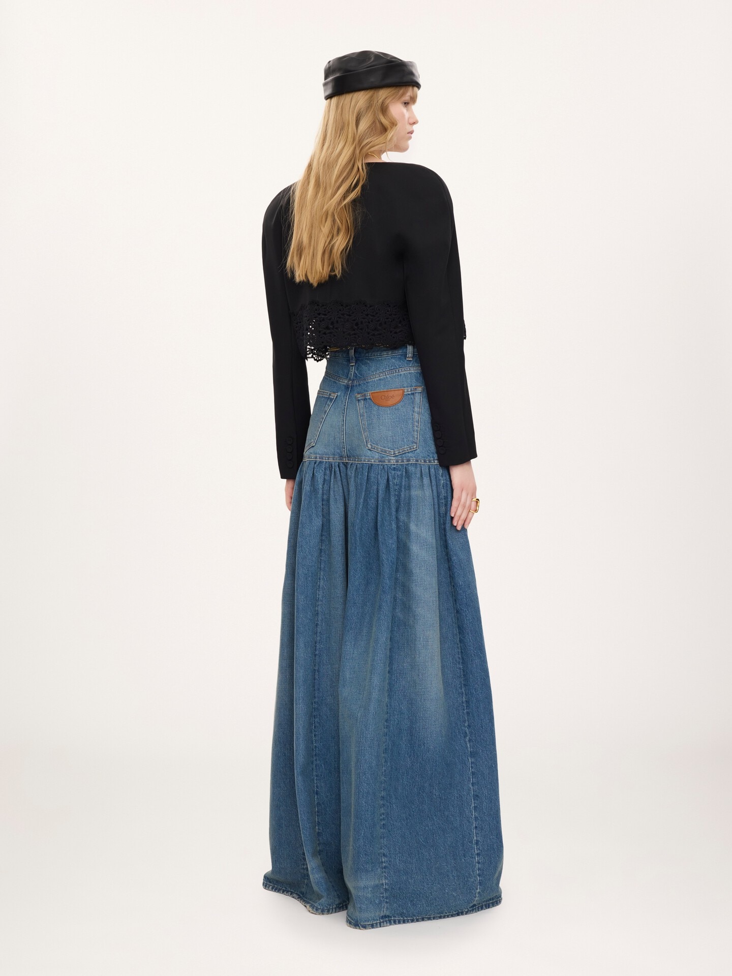 High-rise balloon jeans in denim - 5