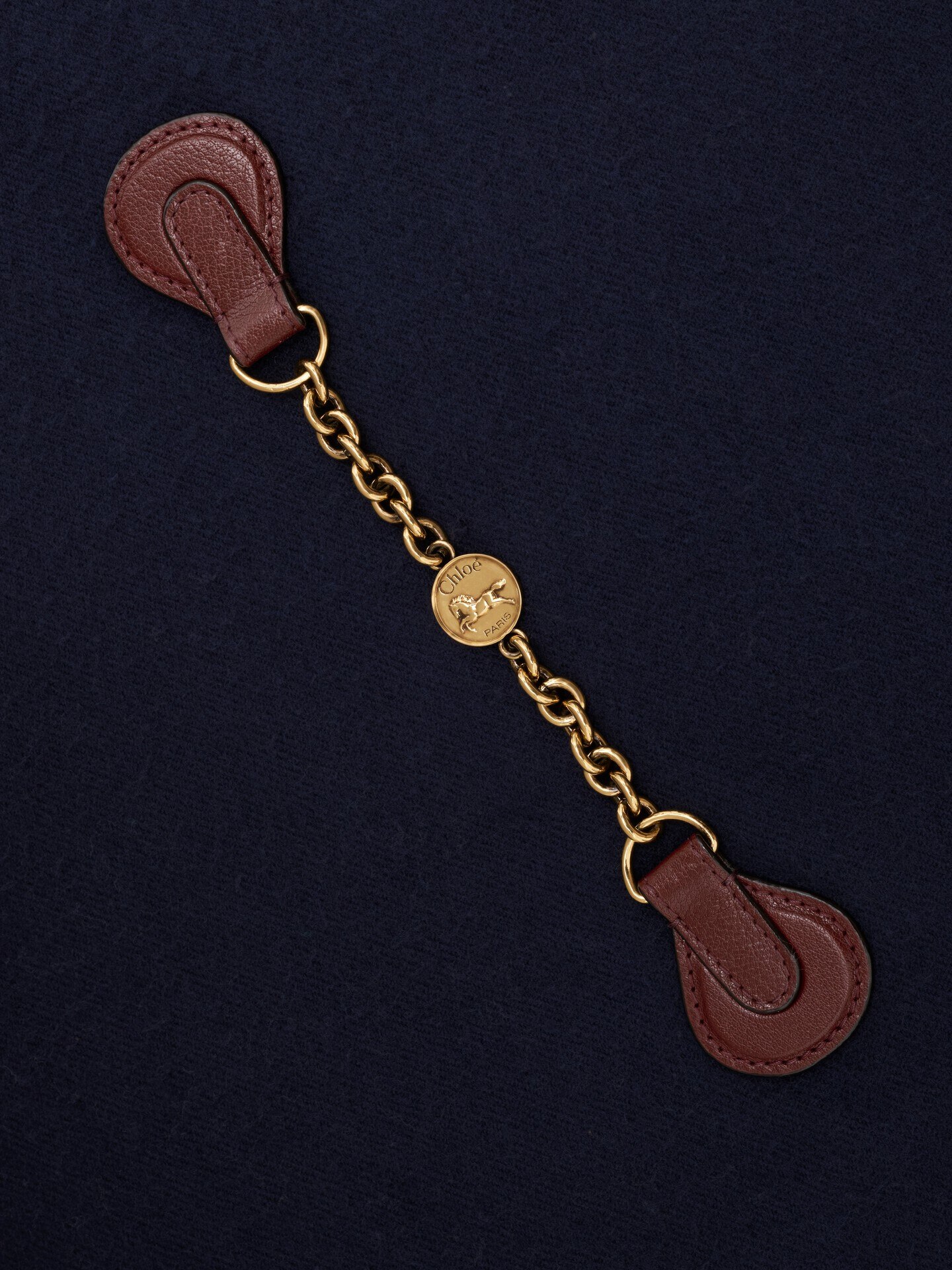 The Chlo&eacute; Horse Medal scarf in wool - 7