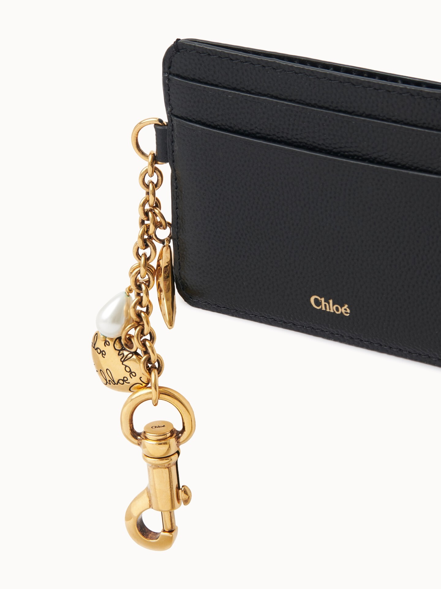 Chlo&eacute; Charms card holder in grained leather - 6