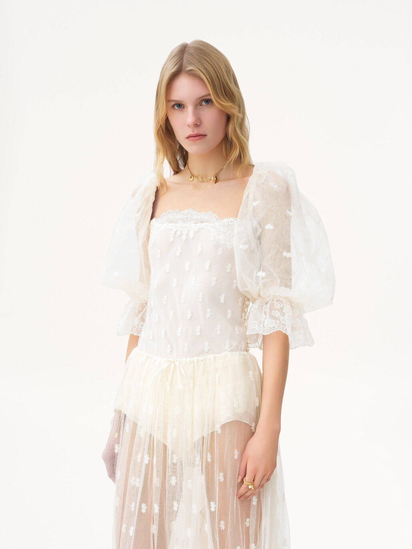 Square-neck top in embroidered lace - 4