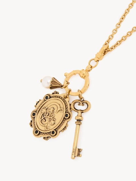 The Ch&acirc;teau Treasures pendant necklace