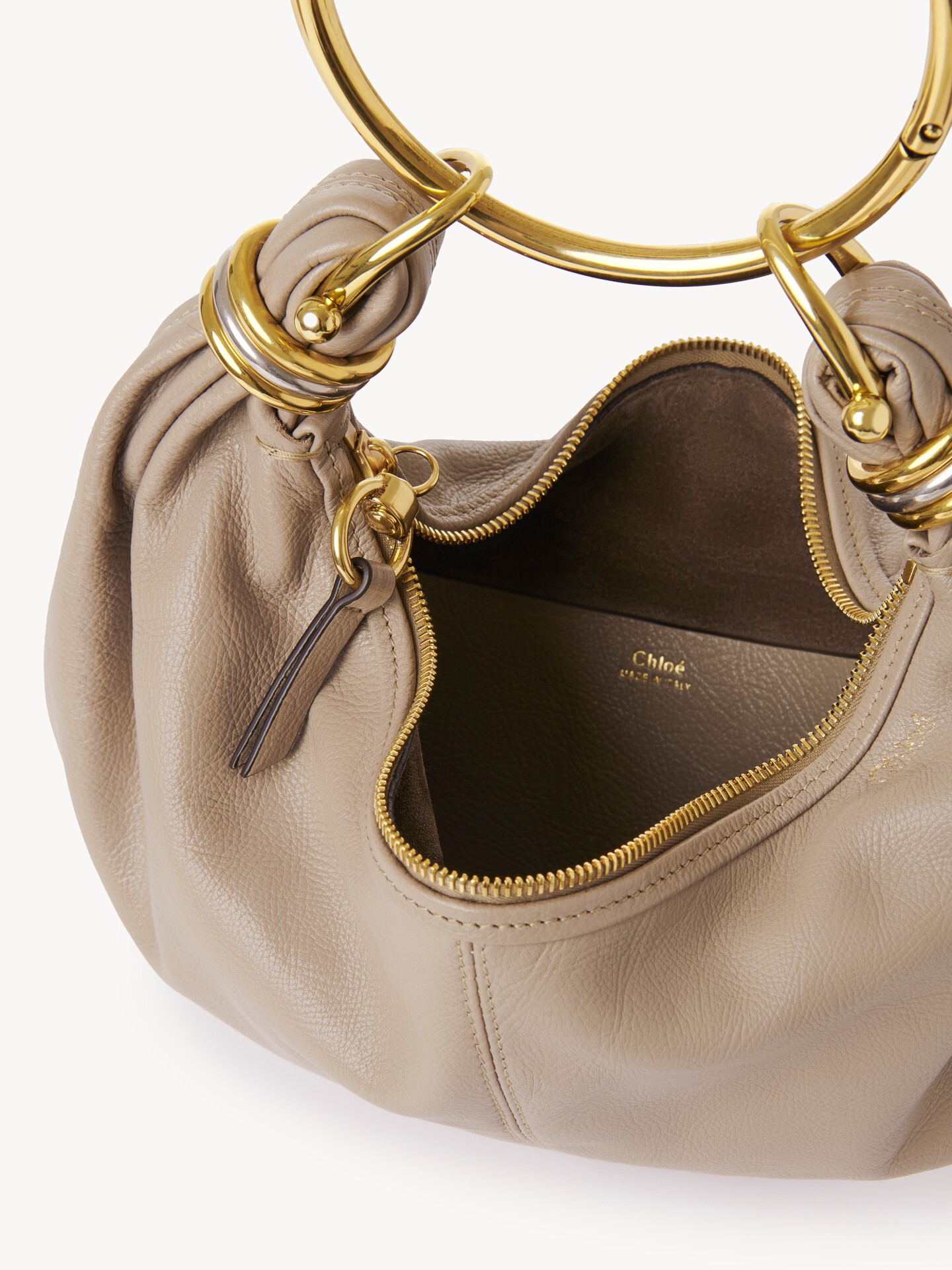 Small Bracelet Hobo bag in grained leather - 9