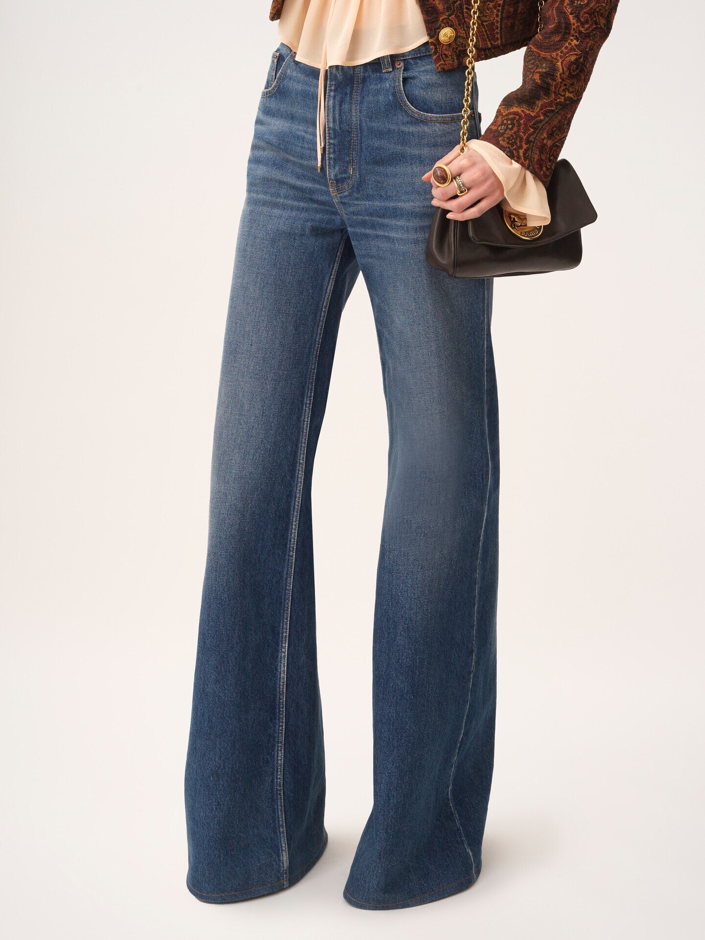 High-rise flare jeans in denim - 6