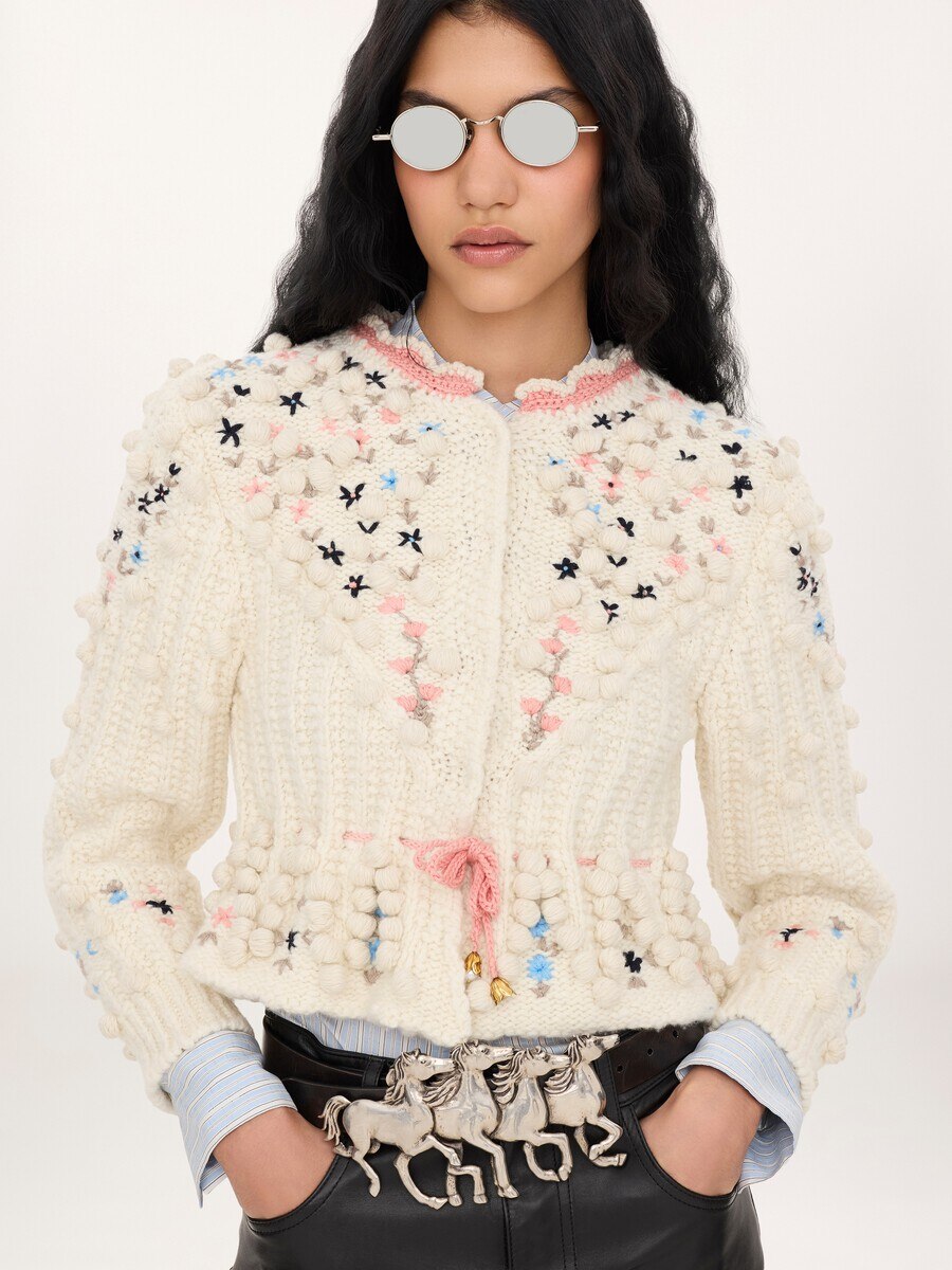 Cropped fitted cardigan in a wool knit - 4