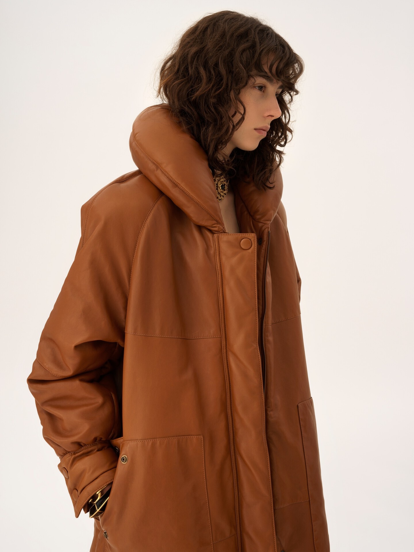 Long puffer coat in leather - 5