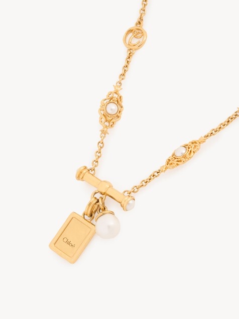 The Chlo&eacute; Heirloom necklace