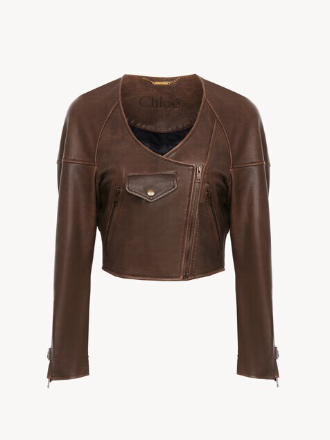 Chaqueta cropped de cuero con cuello redondo