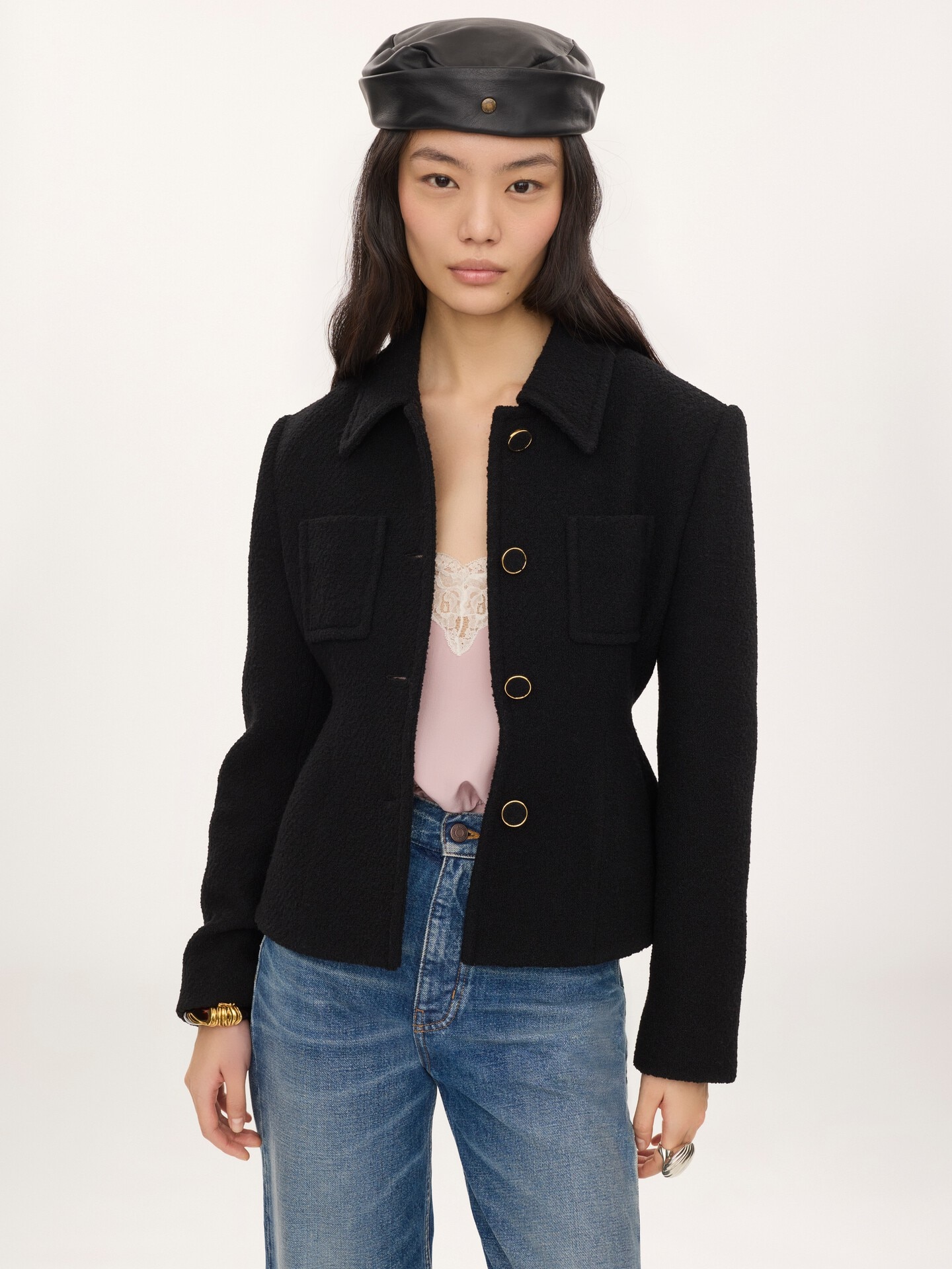 Fitted tailored jacket in wool bouclette - 8