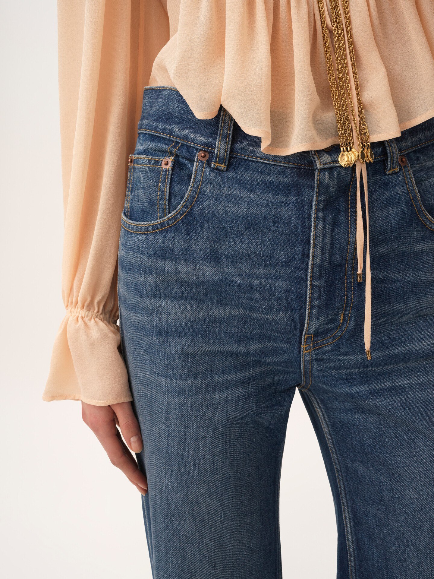 High-rise flare jeans in denim - 8